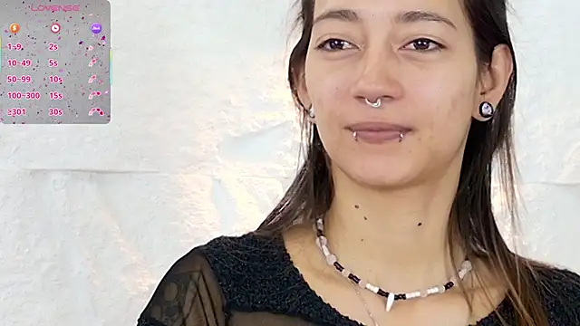 zorravioletta1 online show from November 7, 2025, 12:31 pm