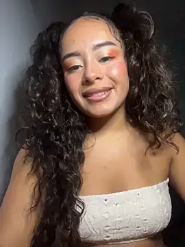 Snapshot of Marie_Rose chatting on November 9, 2025, 11:53 pm Marie Rose online show from November 9, 2025, 11:53 pm