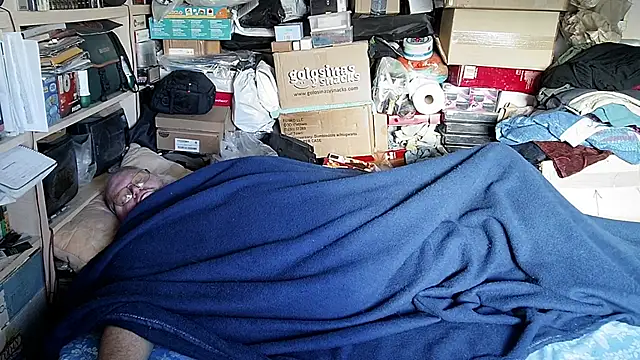 hadeszeuss2 online show from November 28, 2025, 2:50 pm