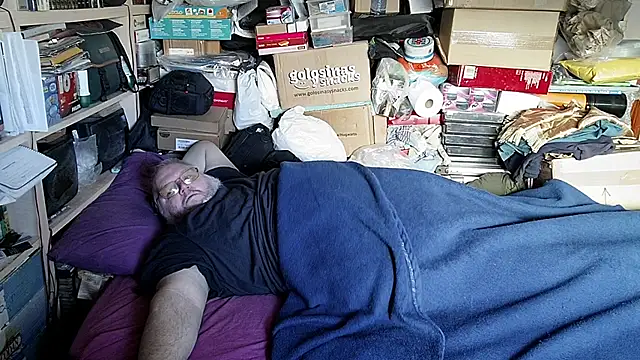 hadeszeuss2 online show from November 29, 2025, 3:34 pm