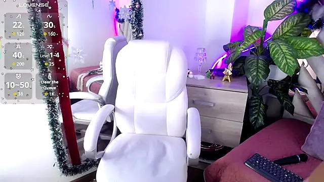 Camille jhonson online show from December 15, 2025, 9:48 am