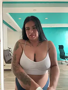 Devilsweet17 online show from February 27, 2026, 9:25 pm