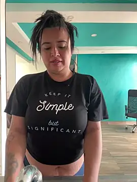 Devilsweet17 online show from February 18, 2026, 6:59 pm