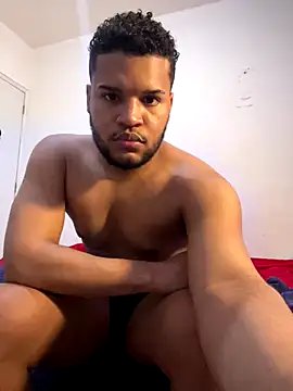 Snapshot of hootboykoko chatting on October 28, 2025, 11:14 pm hootboykoko online show from October 28, 2025, 11:14 pm