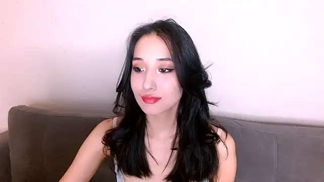 Snapshot of Li_noen chatting on March 13, 2025, 9:48 pm Li noen online show from March 13, 2025, 9:48 pm