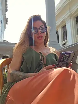 Karen San Miguel online show from April 10, 2026, 7:21 pm