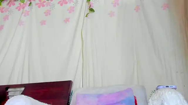 Snapshot of Dear_anne chatting on November 13, 2025, 11:19 pm Dear anne online show from November 13, 2025, 11:19 pm