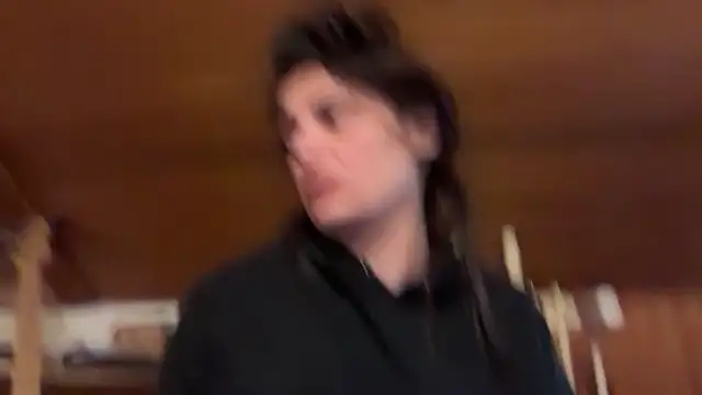 JeSuisUnTapin online show from December 22, 2025, 6:08 pm