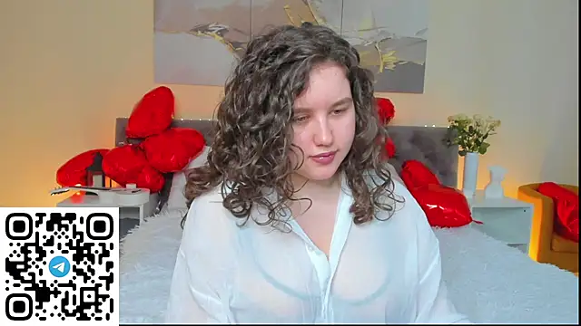 Ariella Sol online show from February 13, 2025, 4:43 am