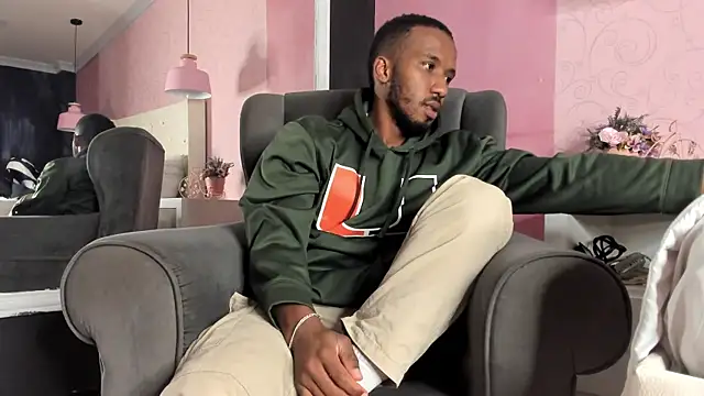 JamesParck online show from February 20, 2026, 11:17 pm