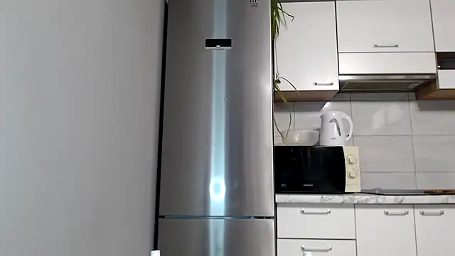 SierraSky  online show from October 25, 2025, 5:13 pm