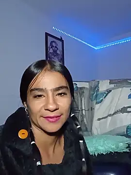 Snapshot of Leslly_ chatting on June 21, 2026, 9:15 am Leslly online show from June 21, 2026, 9:15 am