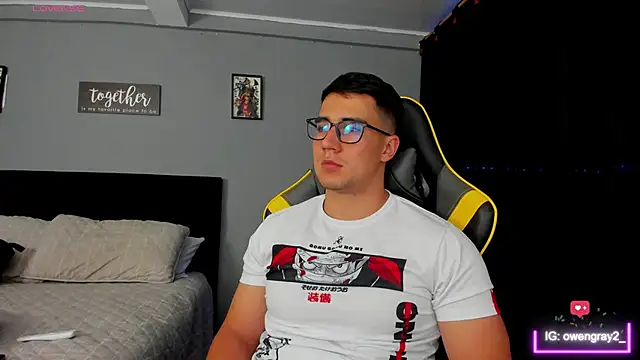 owengray2n online show from March 17, 2025, 11:46 pm