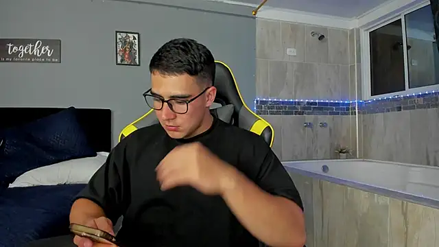 owengray2n online show from February 20, 2025, 1:14 am