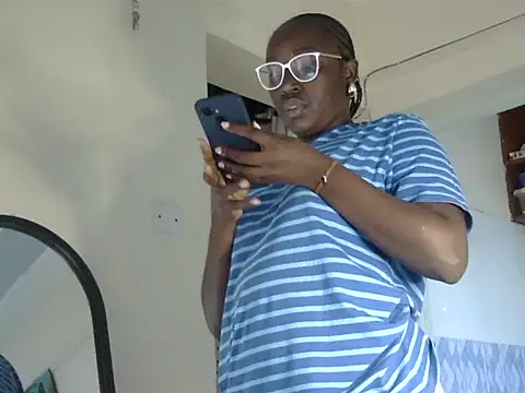 Sexy racy rebel  online show from December 22, 2025, 3:01 pm