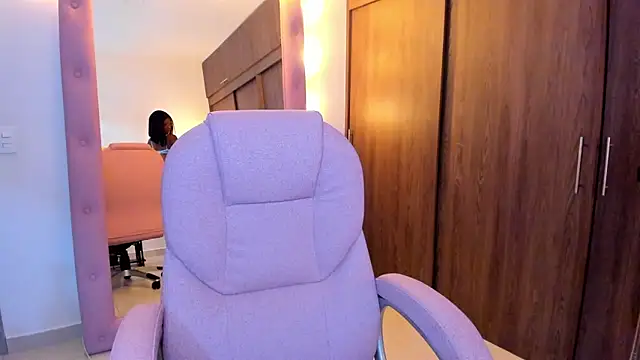 alikahouston4 online show from February 26, 2026, 1:38 am