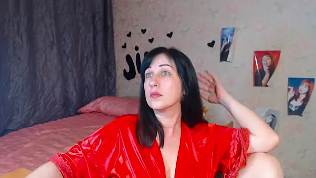 Snapshot of JillStevens chatting on September 10, 2025, 3:49 am JillStevens online show from September 10, 2025, 3:49 am