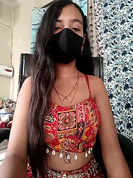 Snapshot of Parinaaz18 chatting on September 16, 2025, 2:01 am Parinaaz18 online show from September 16, 2025, 2:01 am