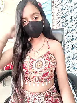 Snapshot of Parinaaz18 chatting on October 10, 2025, 1:50 am Parinaaz18 online show from October 10, 2025, 1:50 am