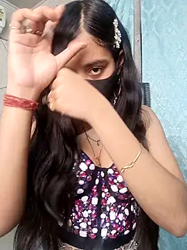 Snapshot of Parinaaz18 chatting on February 18, 2026, 1:36 am Parinaaz18 online show from February 18, 2026, 1:36 am