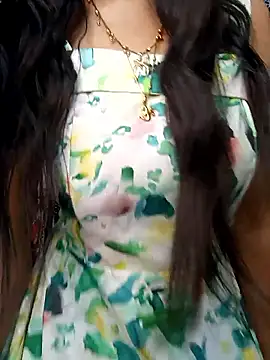 Snapshot of Parinaaz18 chatting on January 13, 2026, 1:20 am Parinaaz18 online show from January 13, 2026, 1:20 am