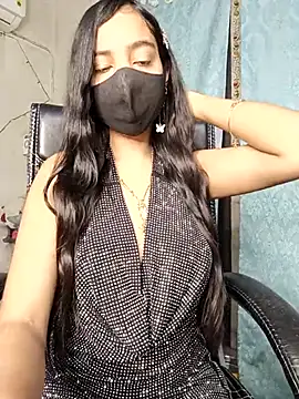 Snapshot of Parinaaz18 chatting on December 19, 2025, 1:42 am Parinaaz18 online show from December 19, 2025, 1:42 am