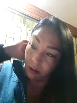 Gina Myers online show from April 8, 2026, 1:18 am