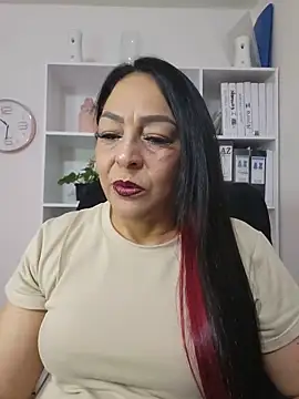 Gina Myers online show from June 4, 2026, 3:33 am