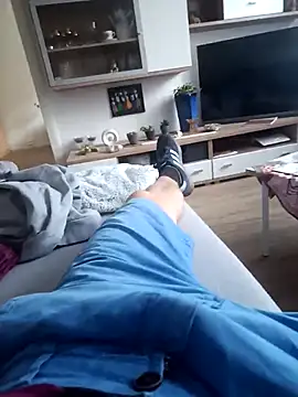 Snapshot of KidoXVII chatting on September 30, 2025, 4:02 pm KidoXVII online show from September 30, 2025, 4:02 pm