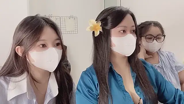 Bamboo Swetie online show from November 20, 2025, 3:12 pm