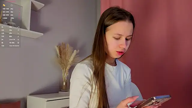 Snapshot of Dream_emma chatting on March 3, 2026, 1:34 am Dream emma online show from March 3, 2026, 1:34 am