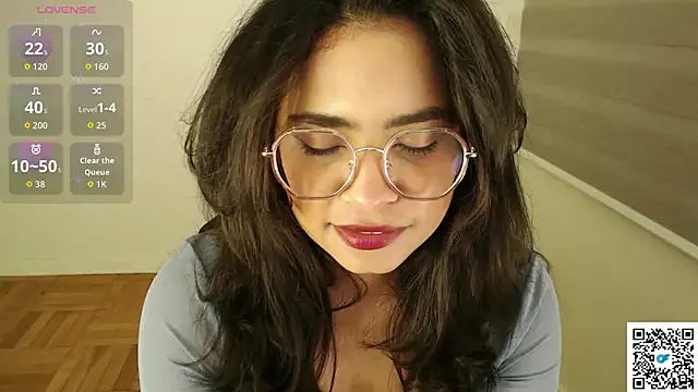 cinnamon rosa online show from September 25, 2025, 11:11 pm