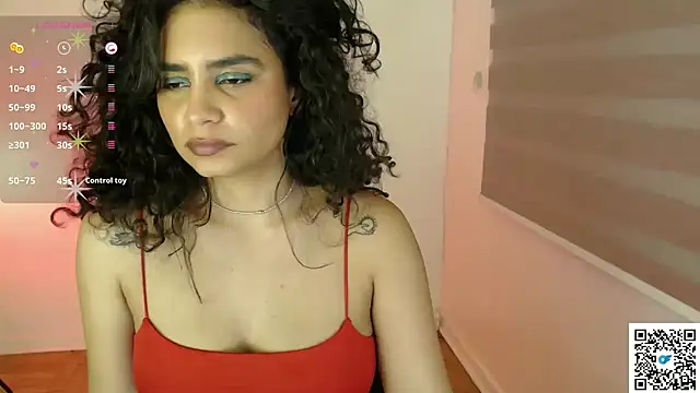 cinnamon rosa online show from October 30, 2025, 10:06 pm