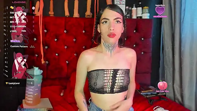 Snapshot of Alice_ch1 chatting on March 15, 2025, 7:48 pm Alice ch1 online show from March 15, 2025, 7:48 pm