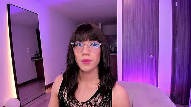 Kaarla    online show from February 11, 2026, 11:15 pm