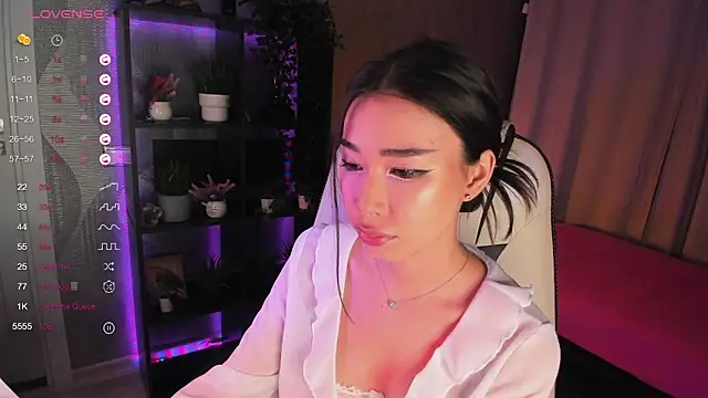 Snapshot of sensualily chatting on September 13, 2025, 3:56 pm sensualily online show from September 13, 2025, 3:56 pm