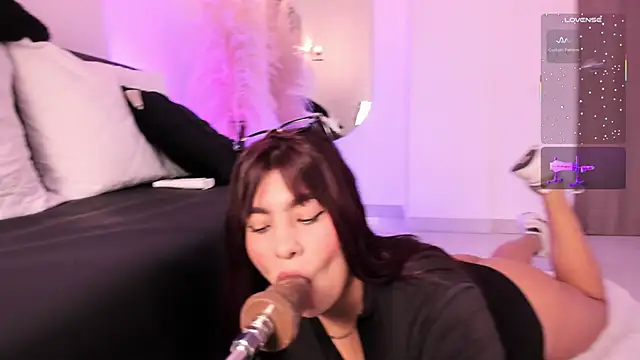 Danna adams01 online show from January 14, 2026, 5:49 pm