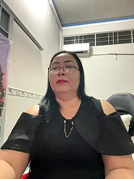 NDith online show from November 11, 2025, 2:01 pm