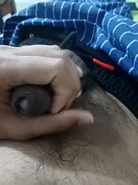 littlehornysons online show from February 2, 2025, 7:14 pm