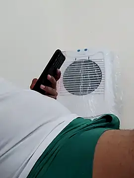 littlehornysons online show from March 18, 2025, 3:45 am