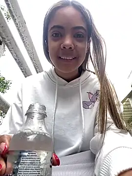 Snapshot of NAUGHTY_LITTLE_18 chatting on January 2, 2025, 4:13 pm NAUGHTY LITTLE 18 online show from January 2, 2025, 4:13 pm