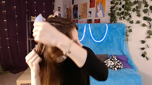 Hermione Reid online show from January 23, 2025, 4:30 am