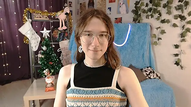 Hermione Reid online show from January 5, 2025, 10:43 am