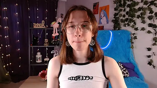 Hermione Reid online show from January 19, 2025, 8:50 am