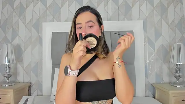 anais cooper online show from January 14, 2026, 11:25 am