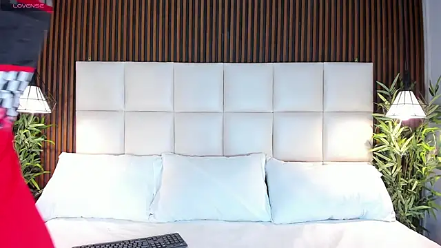 CailynBrowm online show from September 27, 2025, 4:40 am