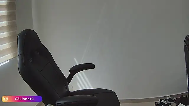 Isis69  online show from February 17, 2026, 3:31 pm