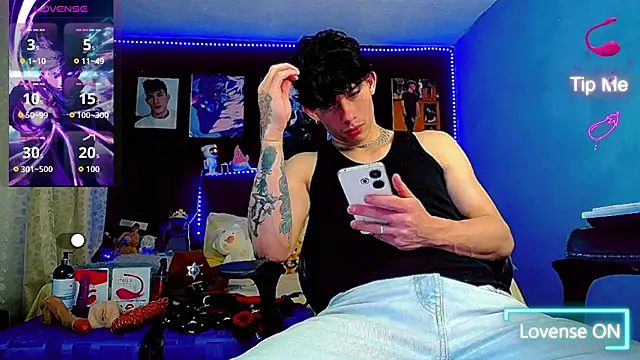 thiagomurphyy online show from November 7, 2025, 12:37 am