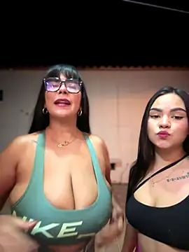 Snapshot of Saorii_kiido chatting on November 23, 2025, 11:37 pm Saorii kiido online show from November 23, 2025, 11:37 pm