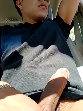 Alfrendino44 online show from April 21, 2026, 8:26 pm